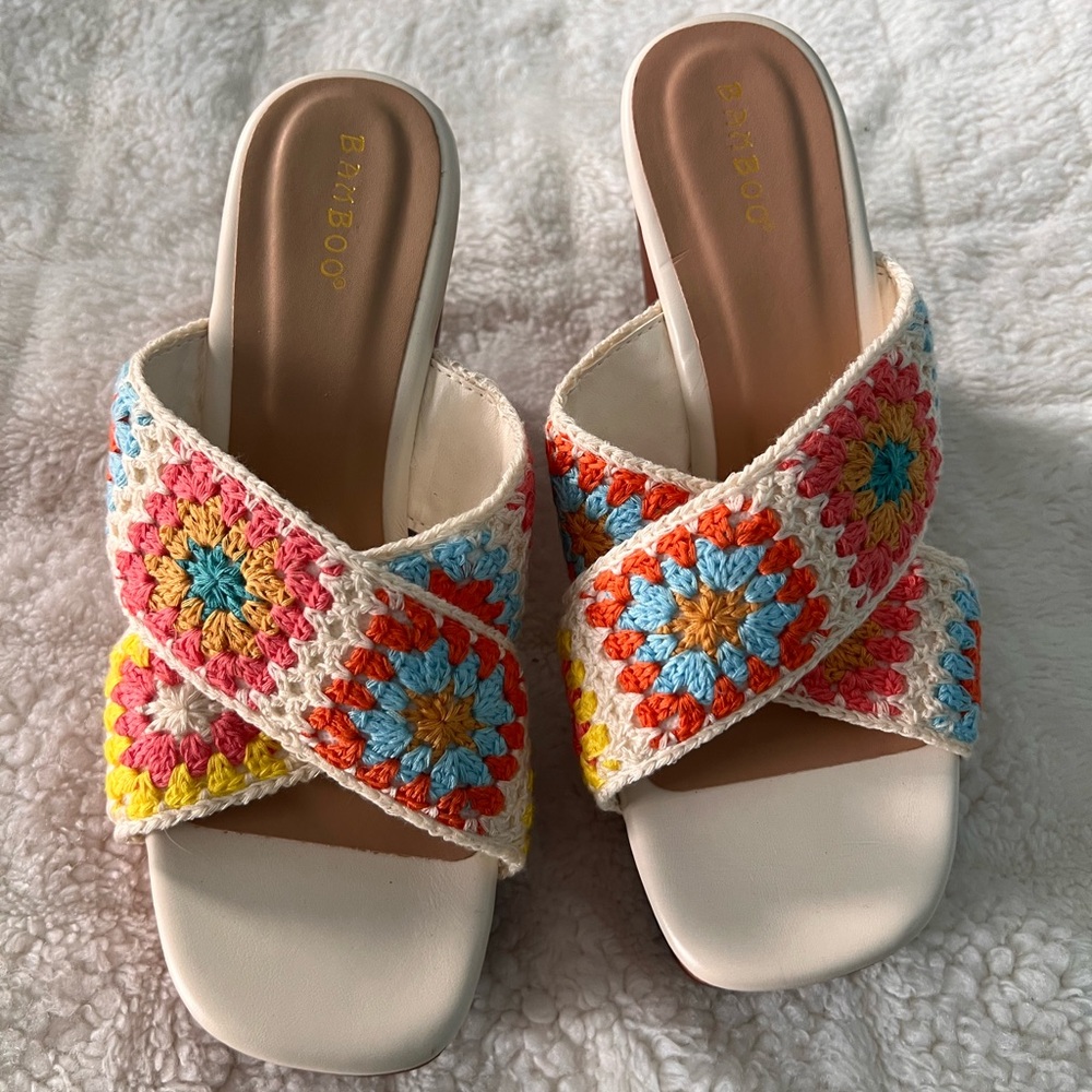 Bamboo crochet wedge heels, women’s size 9